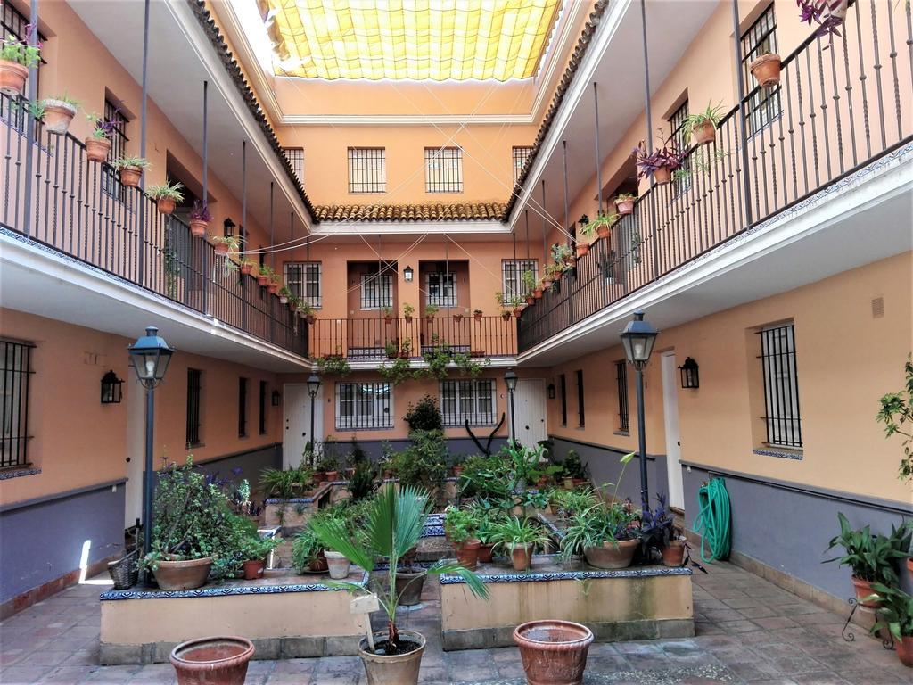 דירות סביליה Duplex En Corral De Vecinos San Bernardo מראה חיצוני תמונה