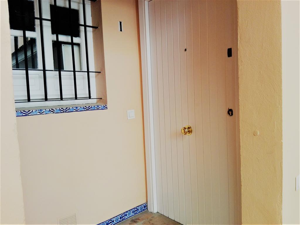 דירות סביליה Duplex En Corral De Vecinos San Bernardo מראה חיצוני תמונה