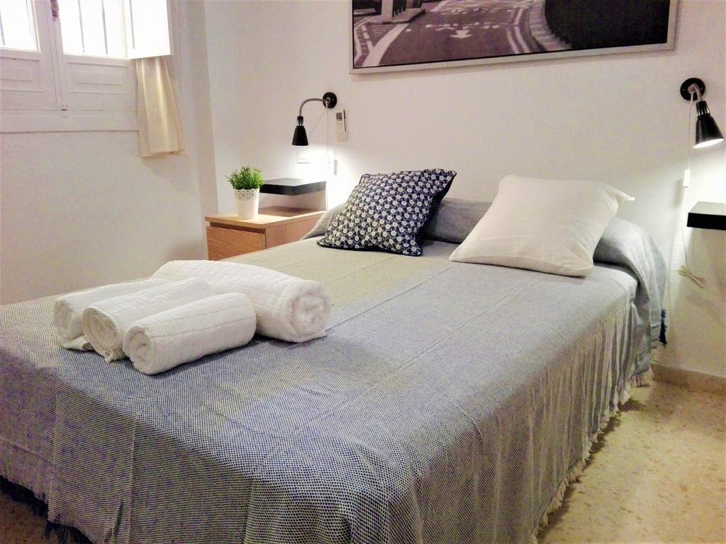 דירות סביליה Duplex En Corral De Vecinos San Bernardo מראה חיצוני תמונה